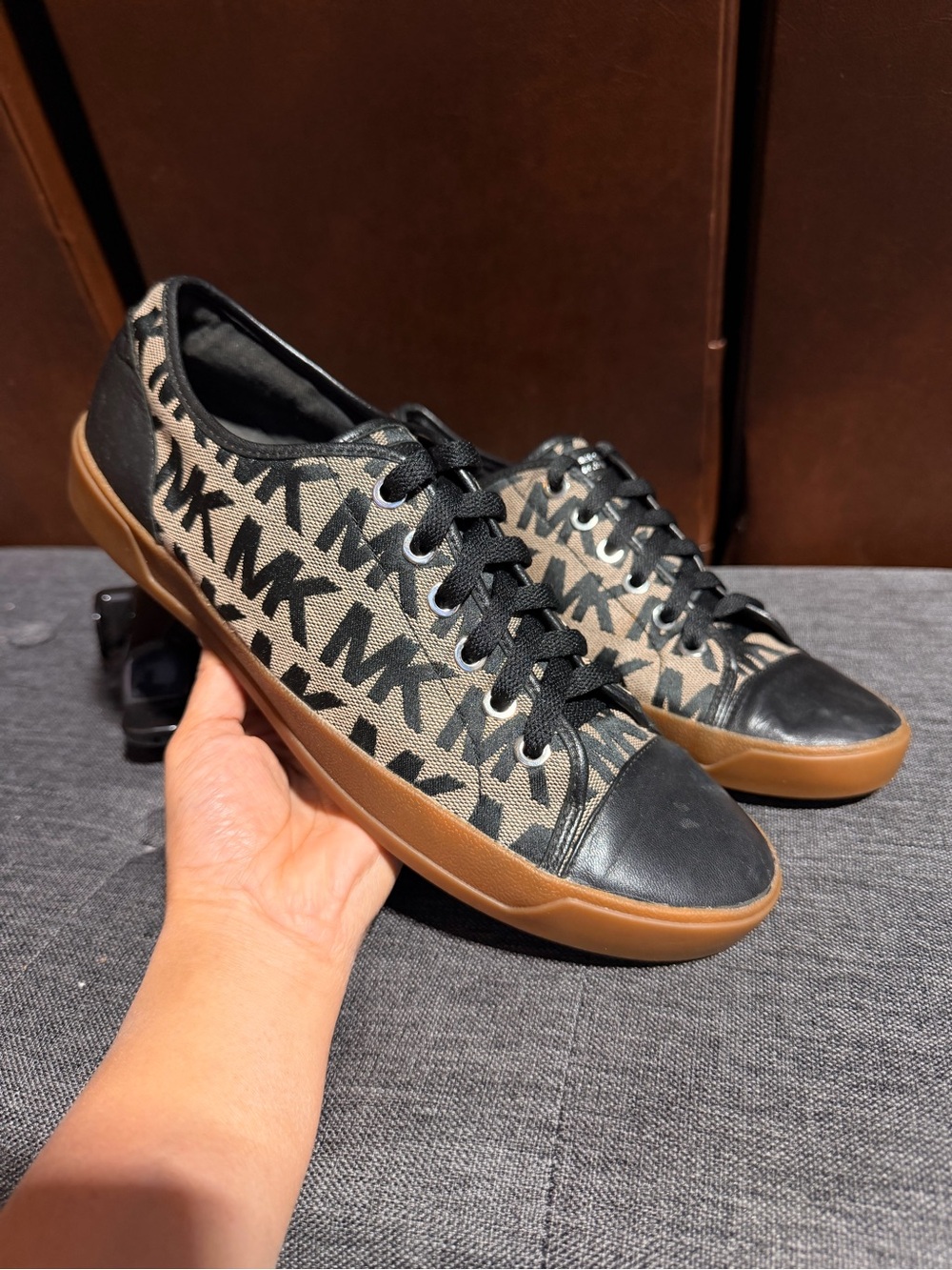 Michael Kors Signature MK Monogram Low Top Sneakers Black Tan Size 9